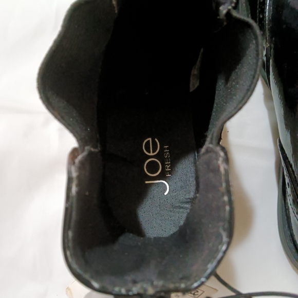 Joe Fresh Chelsea boots in black size 1 - Picture 10 of 10